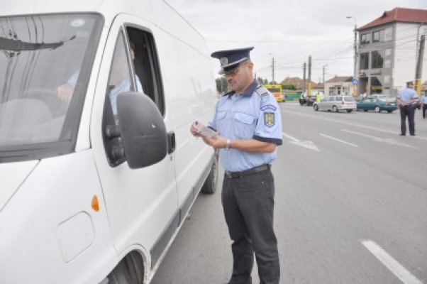 Dosare penale pe bandă rulantă: mai mulţi şoferi au rămas pietoni!